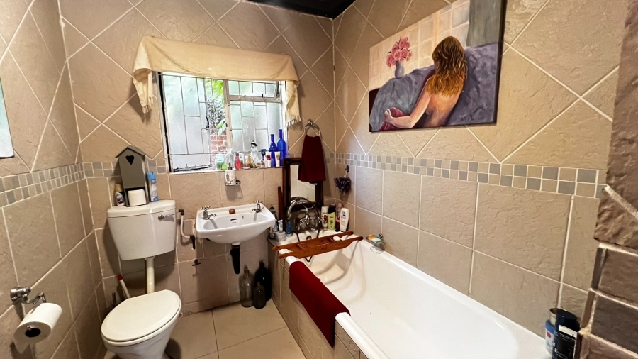9 Bedroom Property for Sale in Waverley Free State